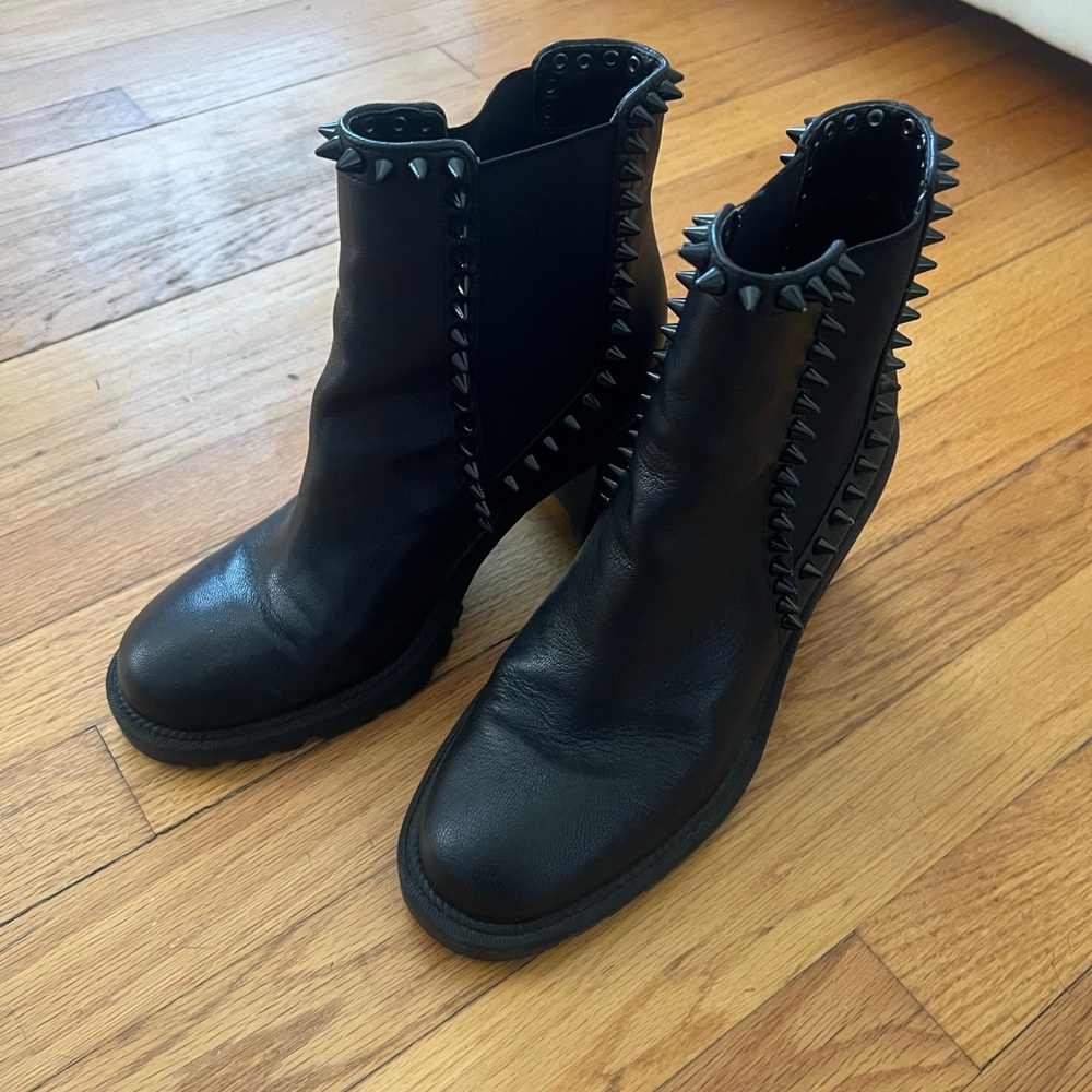 Jessica Simpson stud boots
